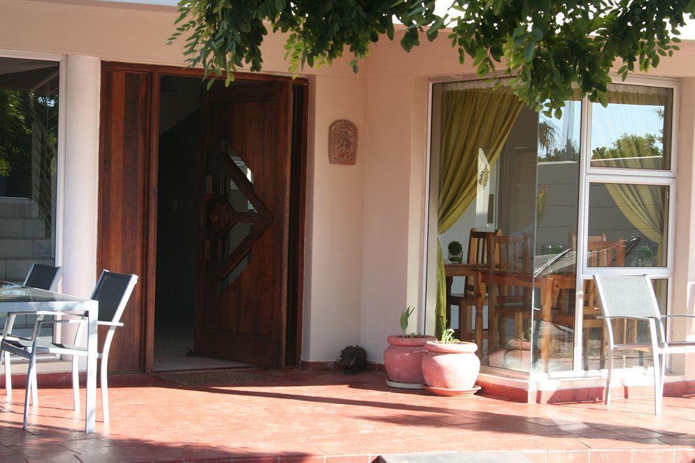 Colors Of Cape Town Lodge Exteriör bild